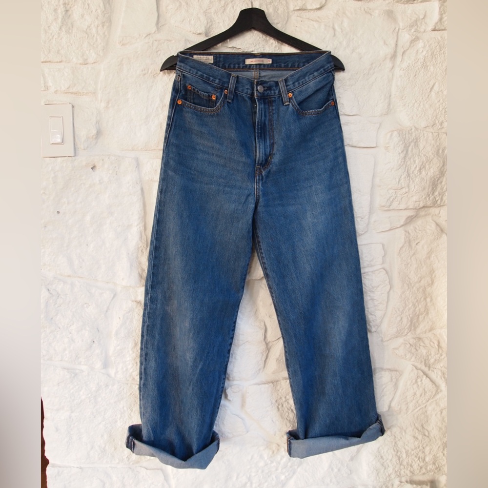Levi's Ribcage Straight Leg Jean